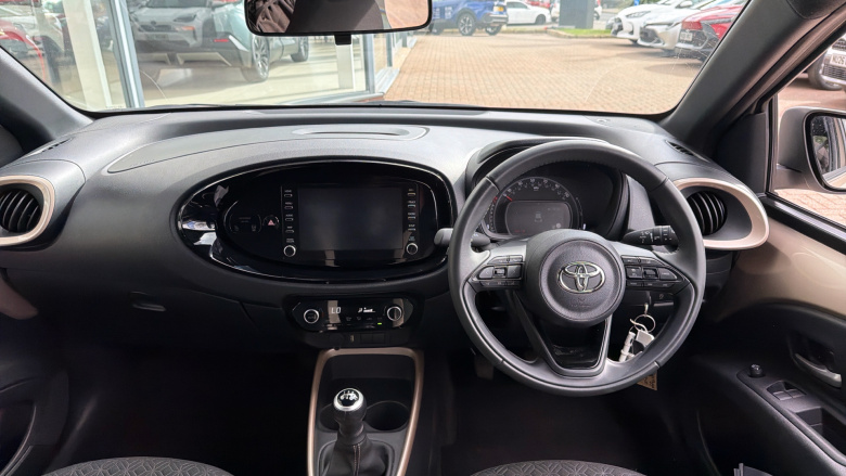 Toyota Aygo X 1.0 VVT-i Edge 5dr Petrol Hatchback